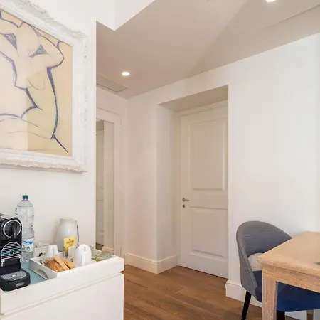 Hall Suites Bed & Breakfast Empoli