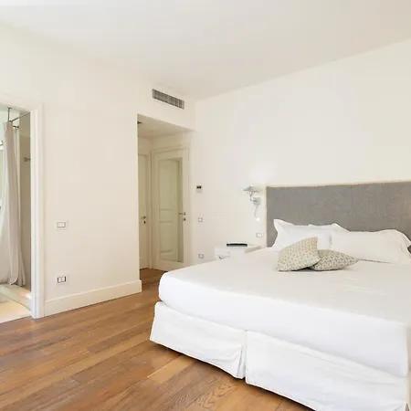Bed & Breakfast Hall Suites 3*
