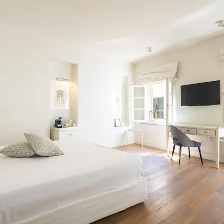 Hall Suites 3* Empoli