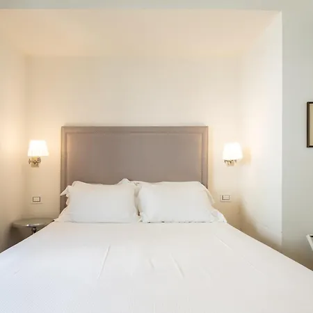 Hall Suites