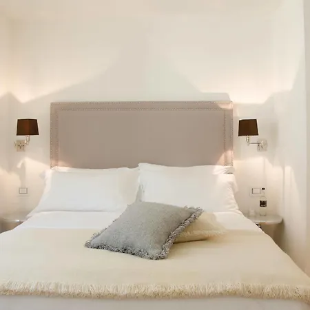 Hall Suites Bed & Breakfast Empoli
